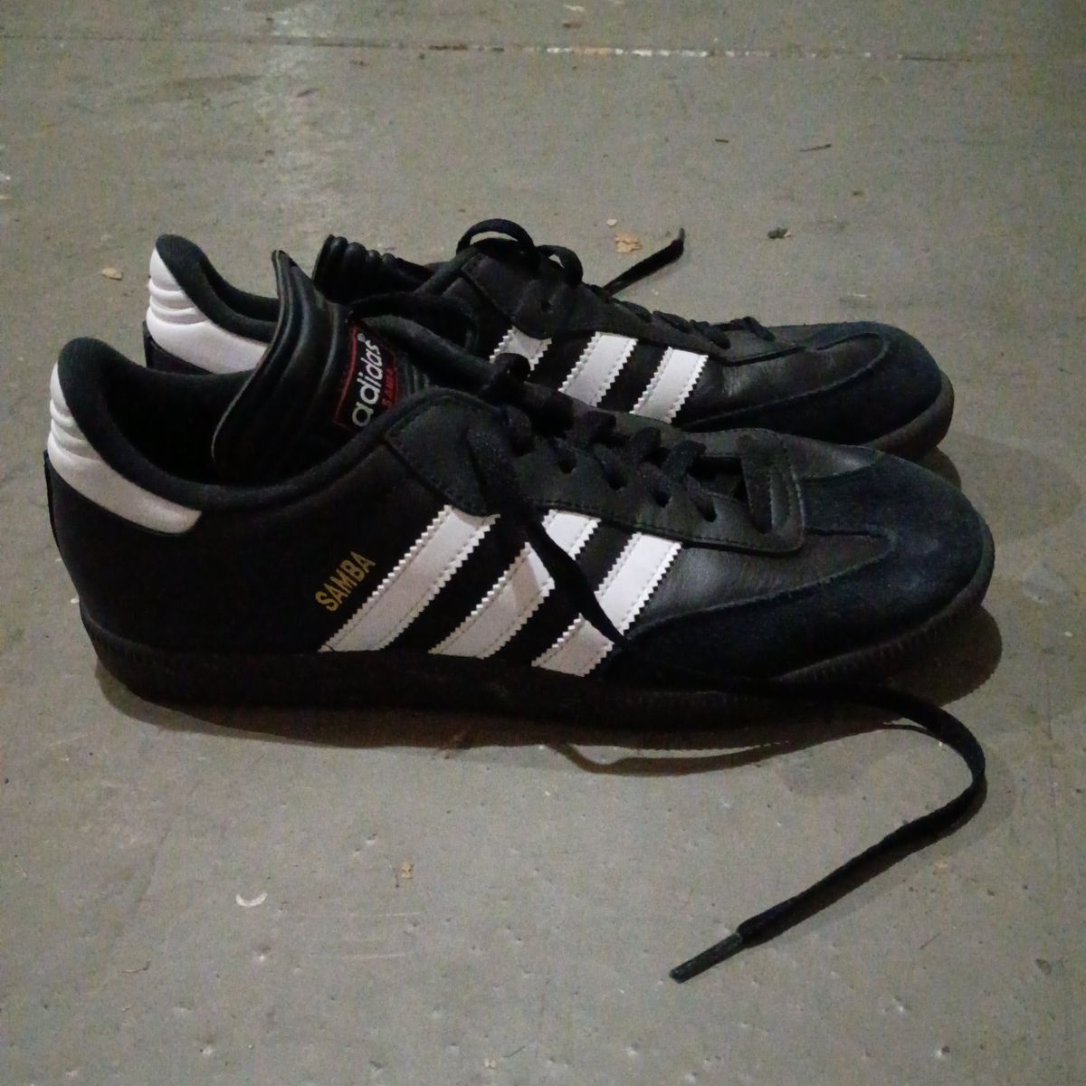 Adidas Sambas men's 9