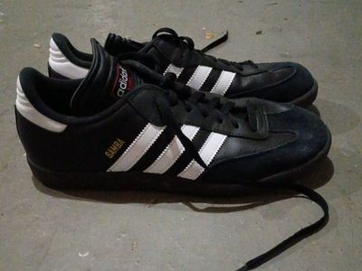 Adidas Sambas men's 9