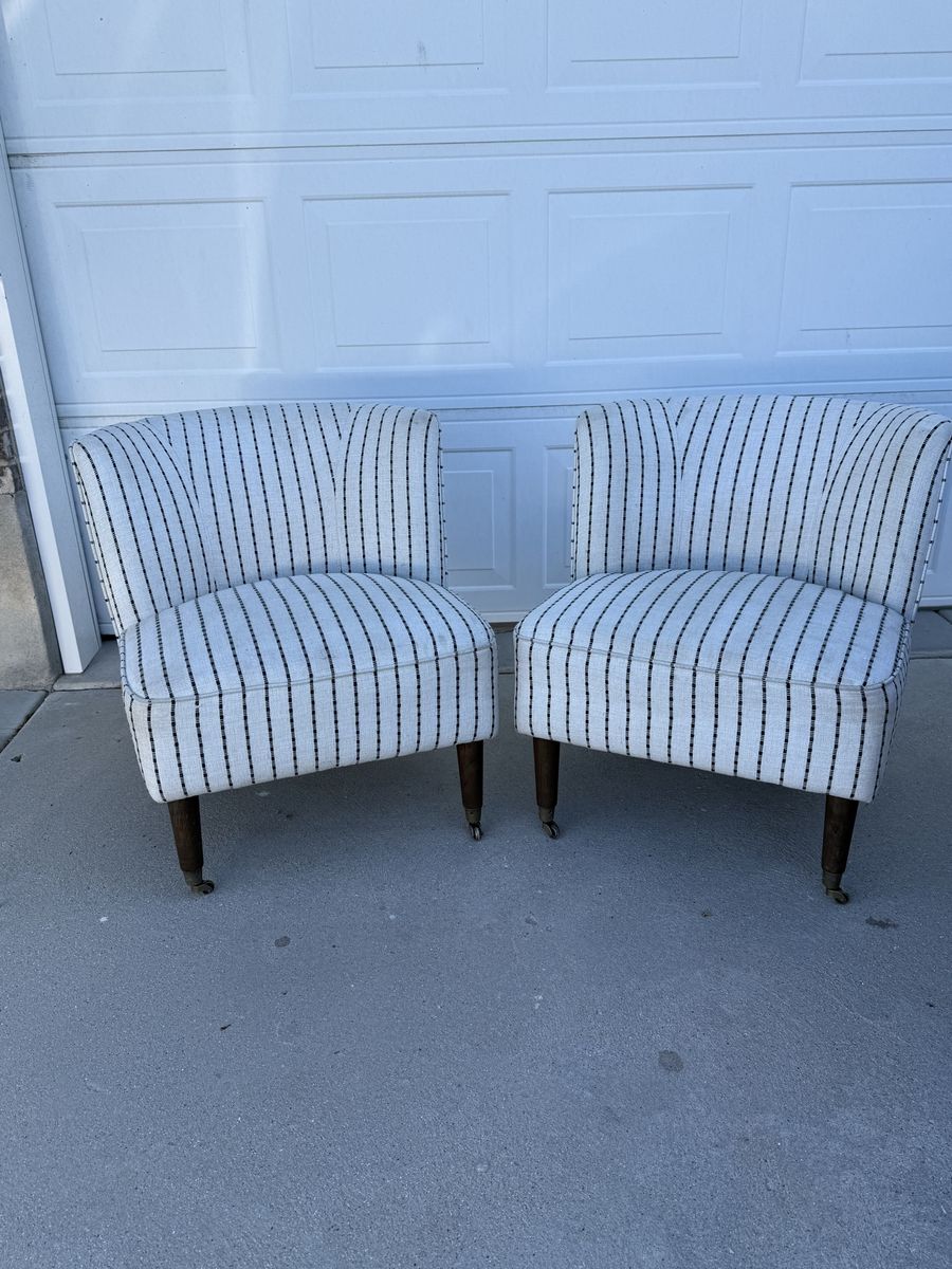 Accent Chairs