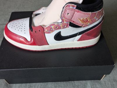 JORDAN 1 RETRO OG "SPIDERVERSE" SIZE 3Y