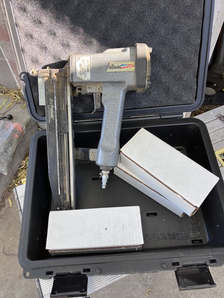 Paslode 16 GA Pneumatic Air Finish Nailer