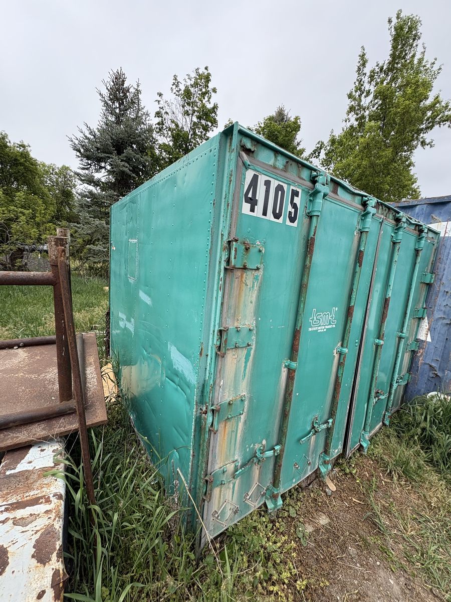 8x8 shipping container