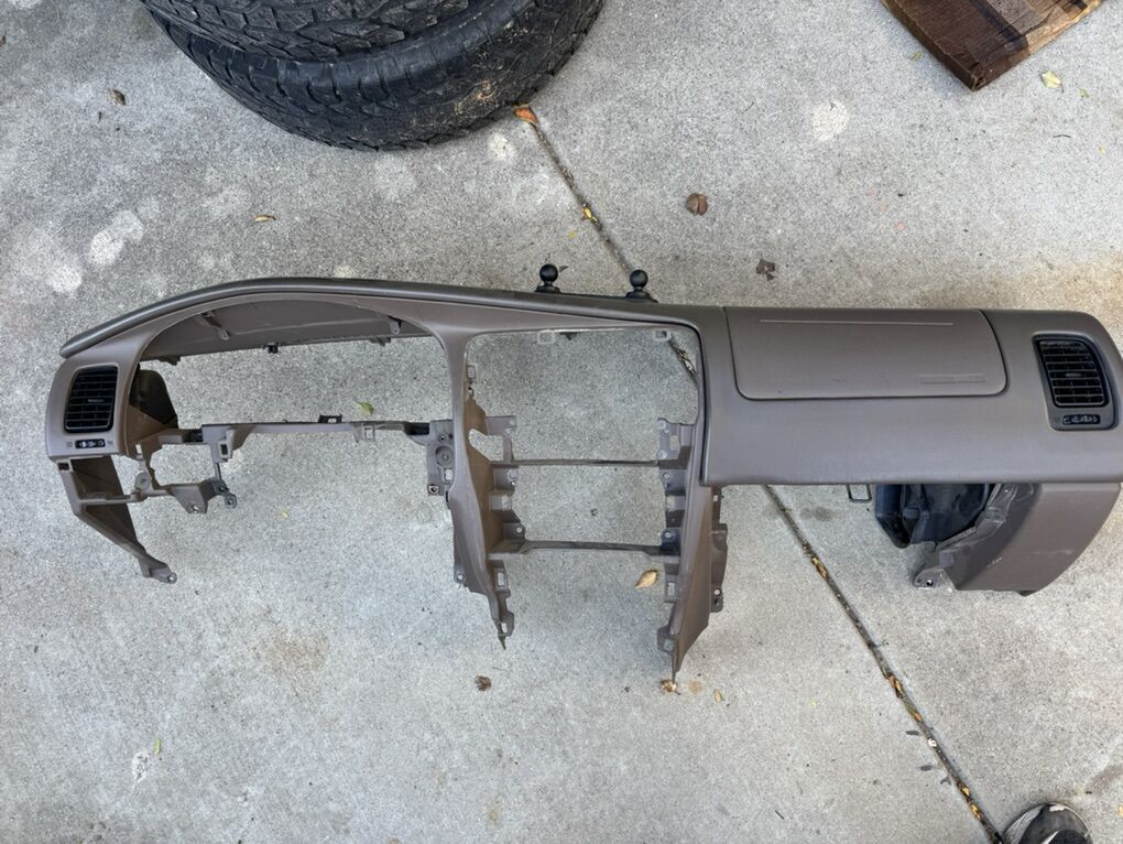 3rd Gen Toyota 4Runner Dash