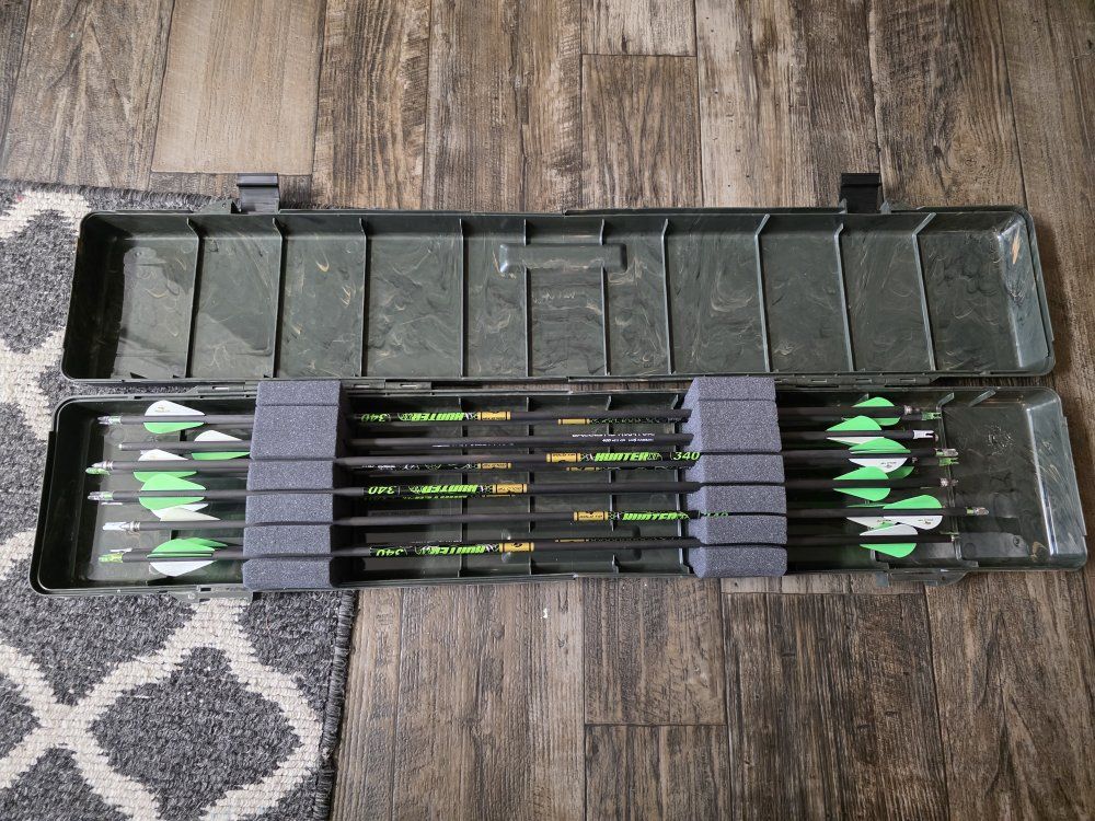 Hunter Gold tip arrows