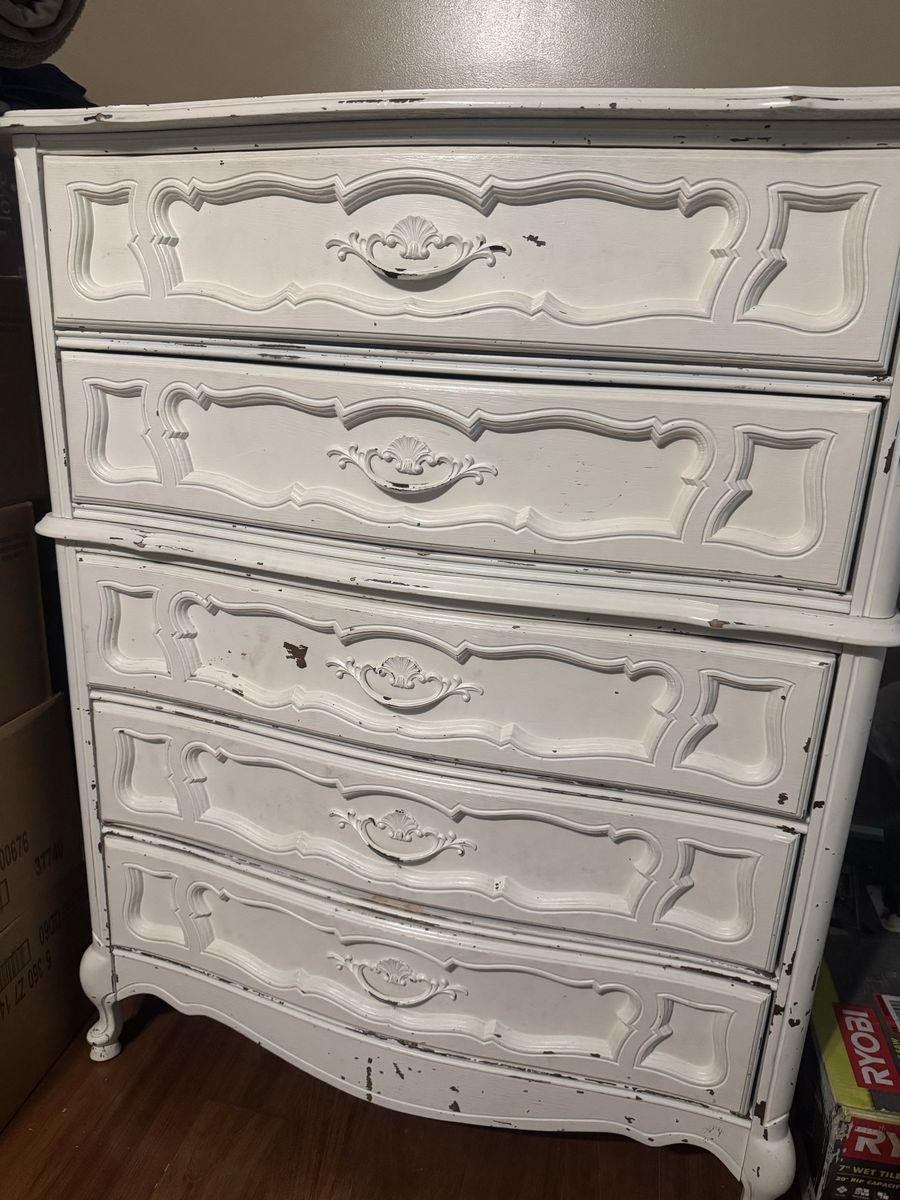Vintage Bassett French Provincial White 5-Drawer Dresser Chest