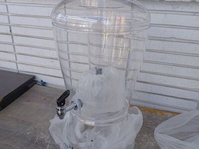 3 gallon beverage dispenser