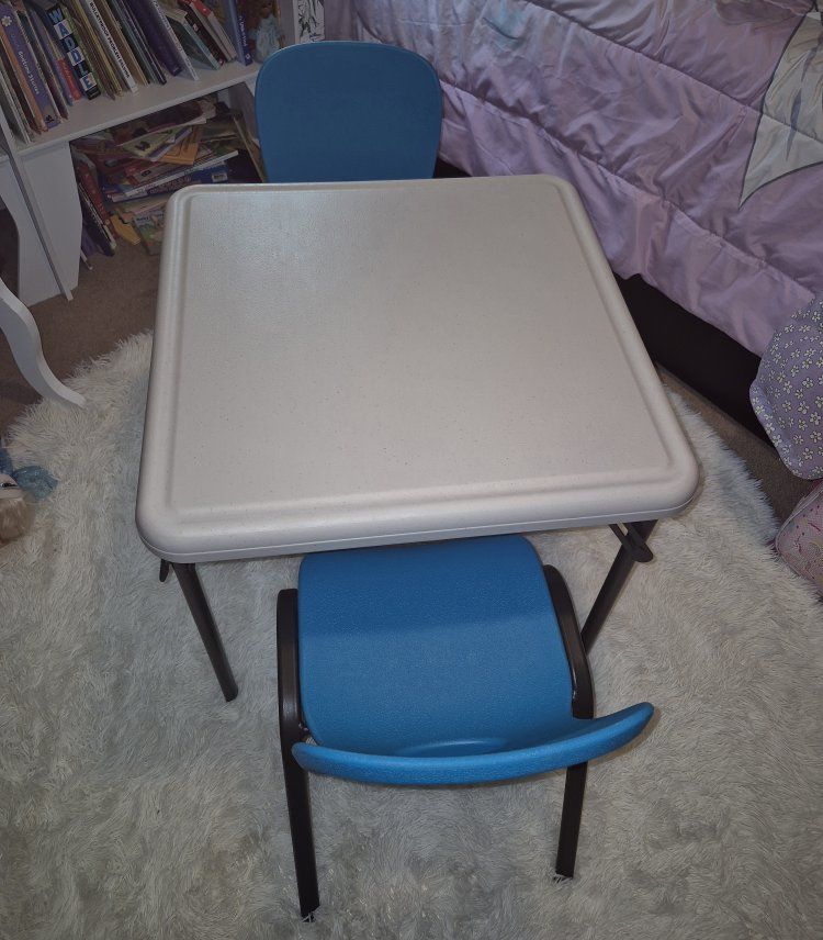 Like-New! Lifetime Children's Fold-in Table and Two Stackable Glacier Blue Chairs Set