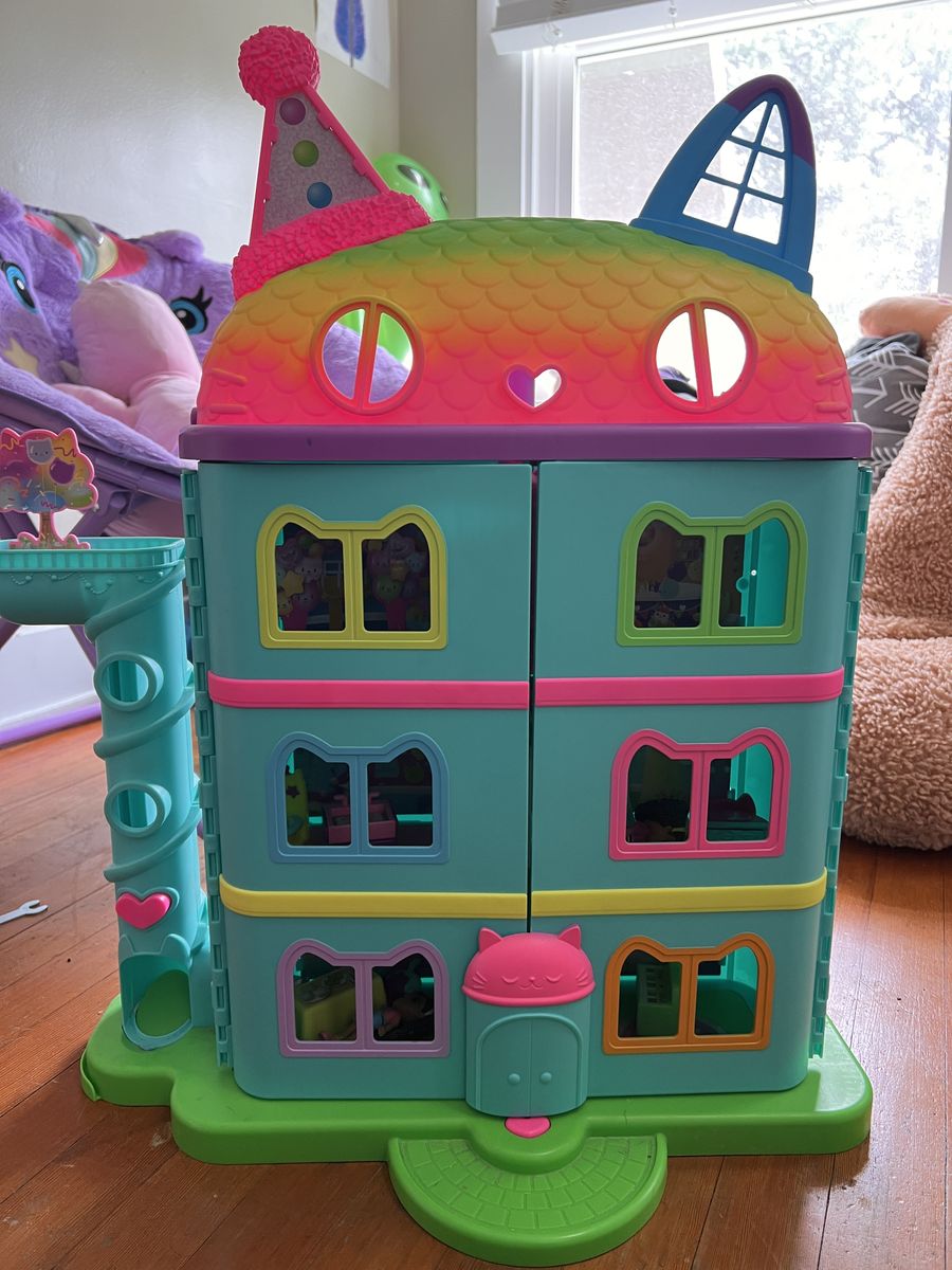 Gabby’s Dollhouse