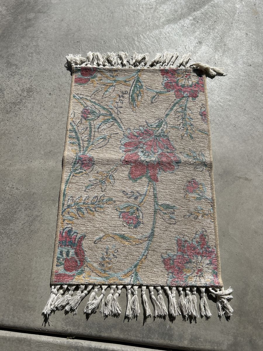 Floral Accent Rug with Fringe Details - Beige, Pink, and Green