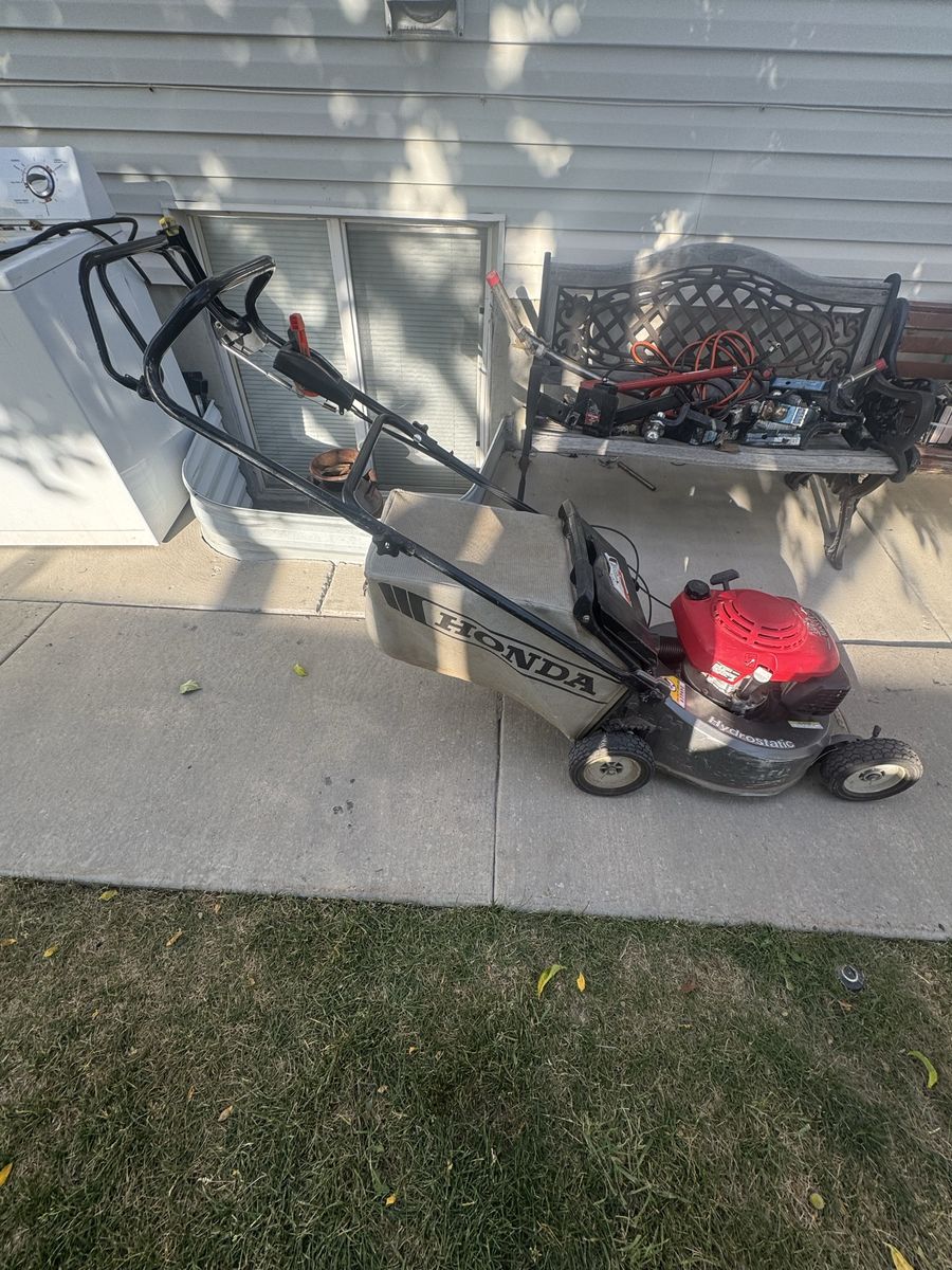 Honda hr215 hydrostatic self propelled