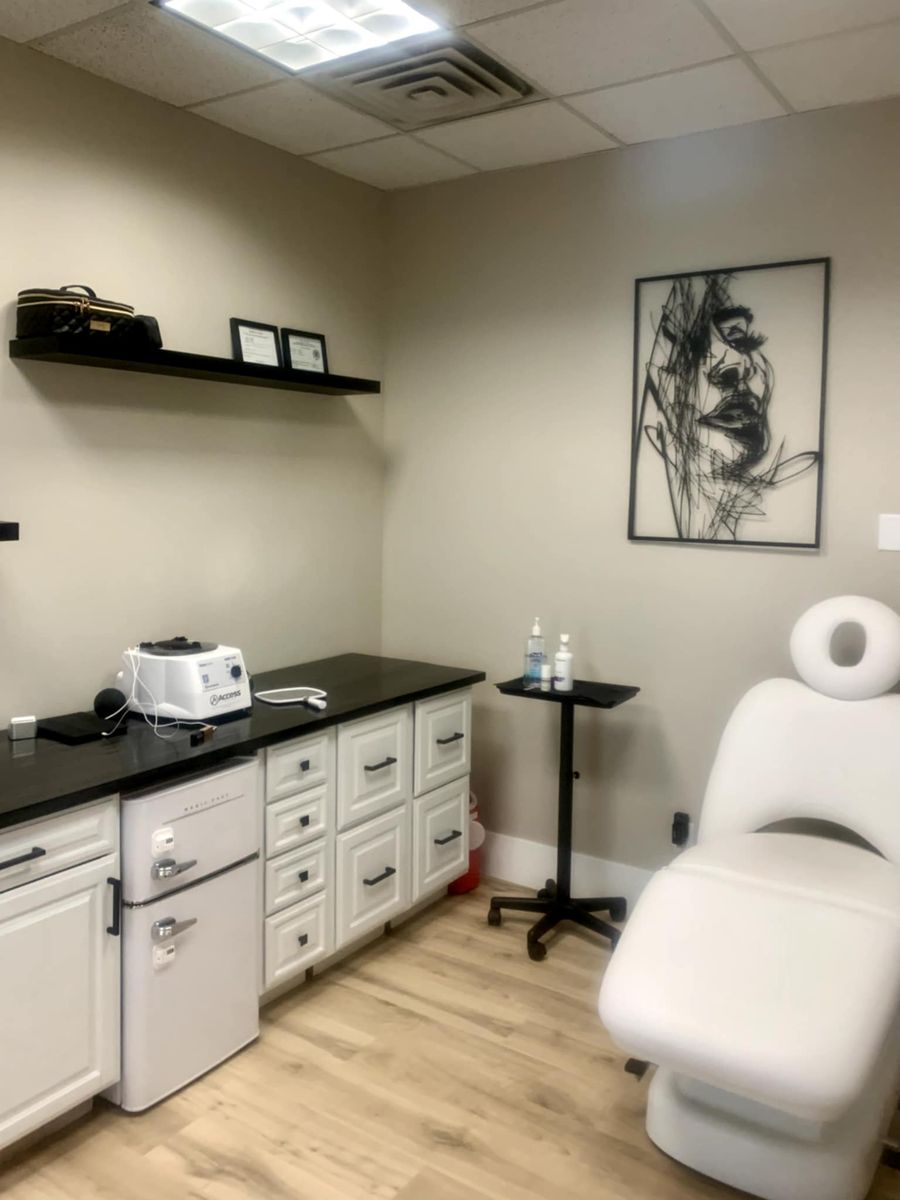 Private Suite for Rent – Spaces at 5th | 10x13