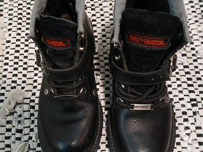 Harley-Davidson Black Leather Biker Boots Women's Size 6.5