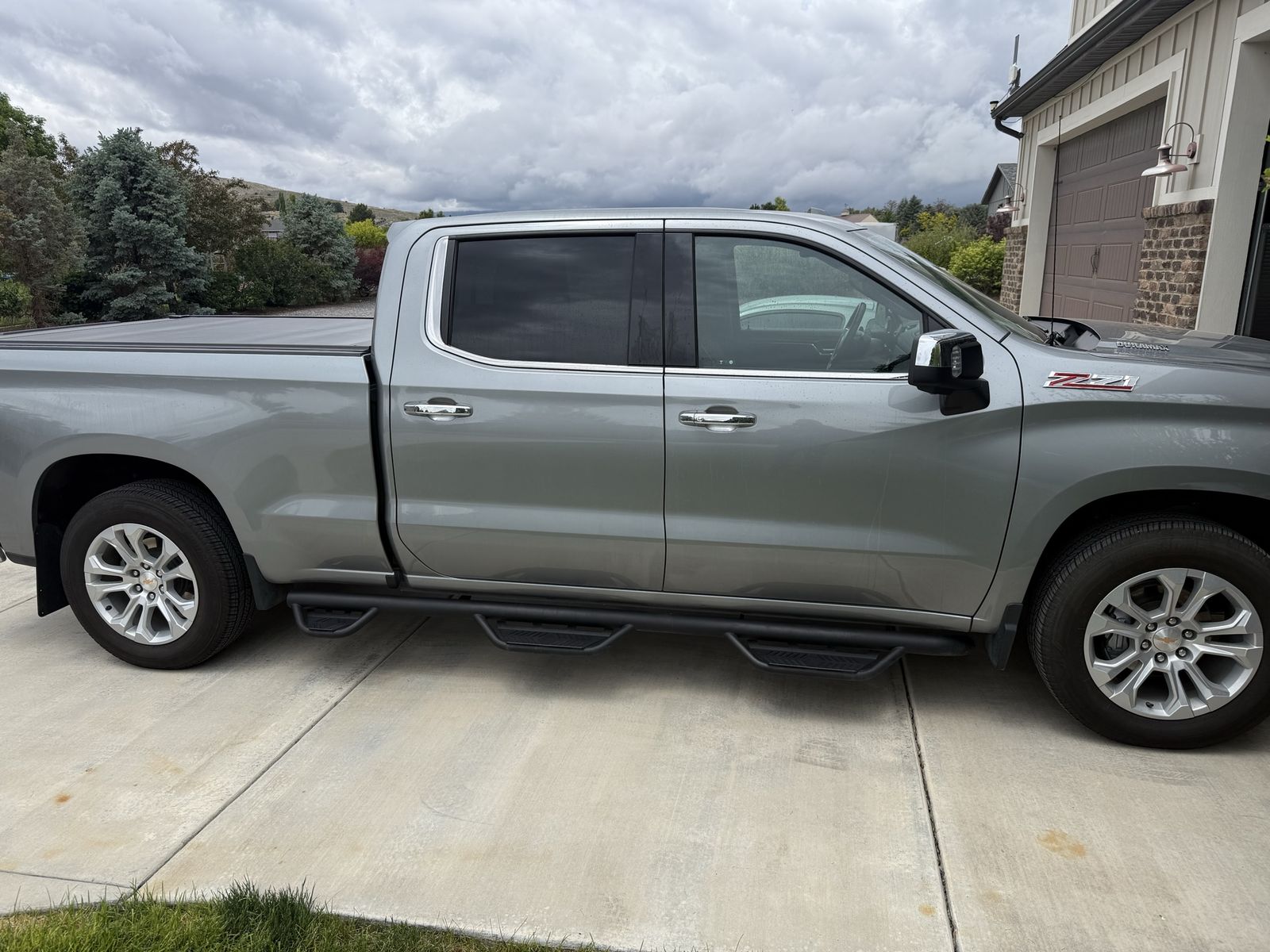 Chevy GMC running boards 19-26