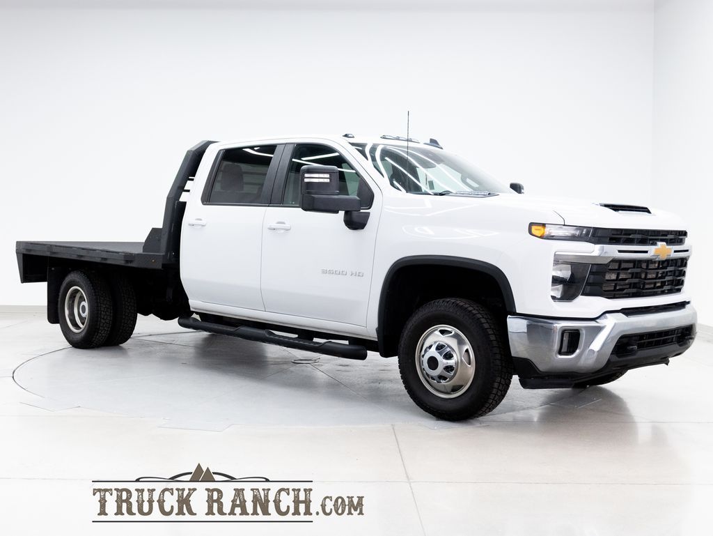 2024 Chevrolet Silverado 3500 LT