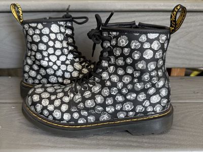 Dr. Martens 1460 Animal Print - Youth Size 4, Black/White Leopard