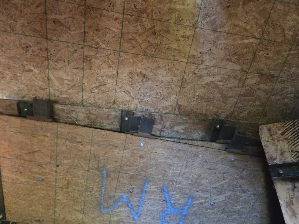 Main image 3