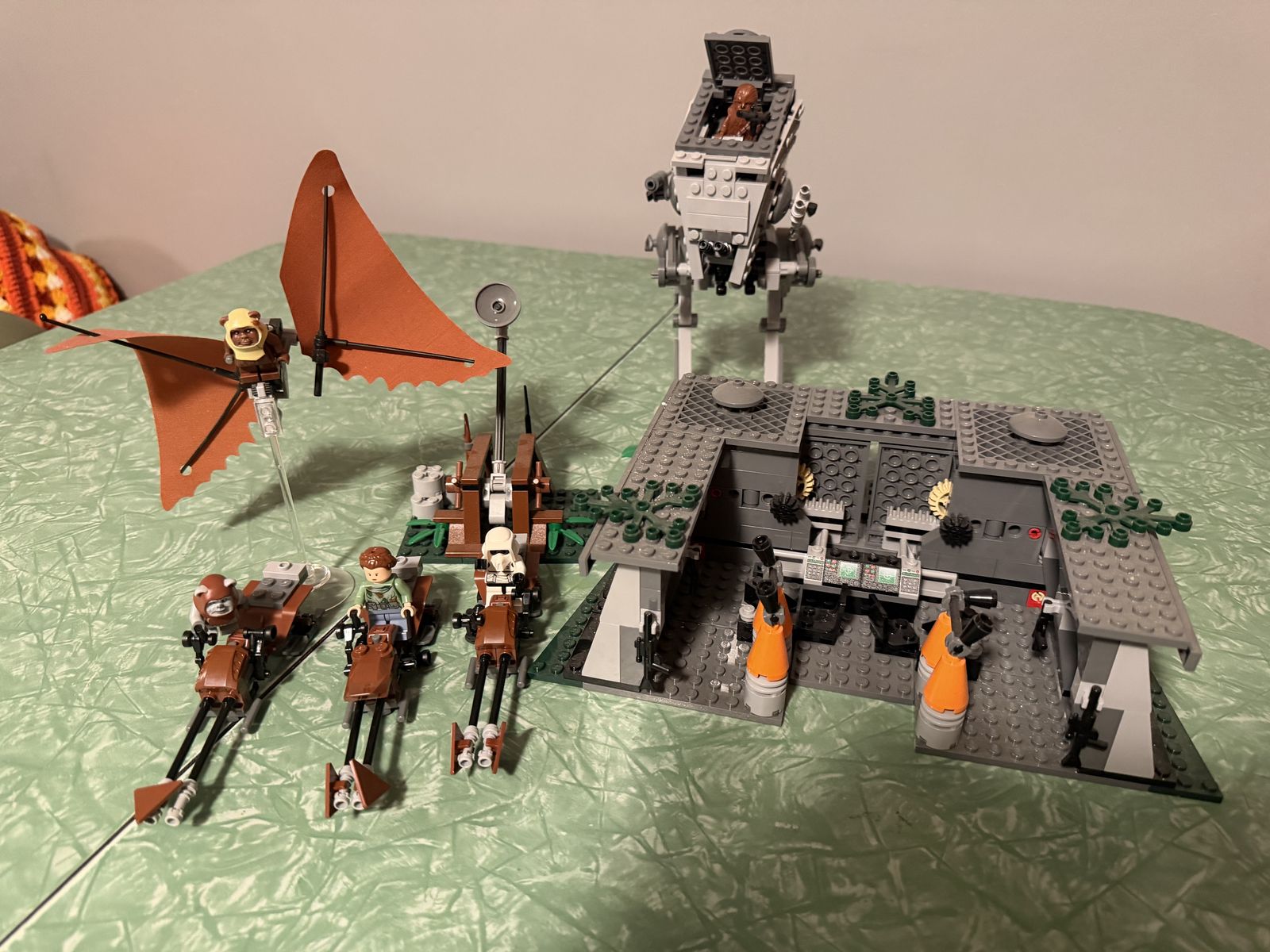 Main image 48