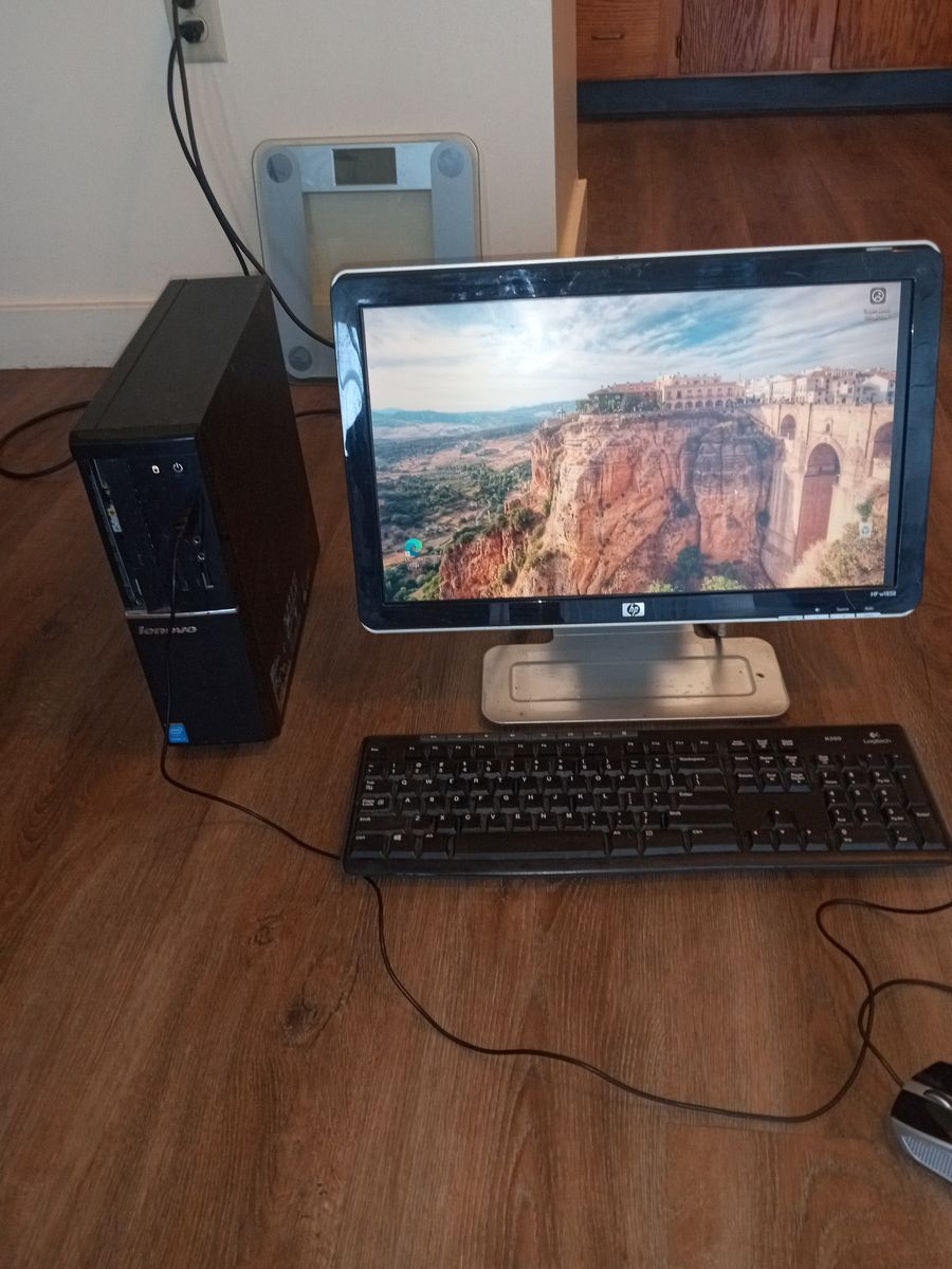 Lenovo Desktop