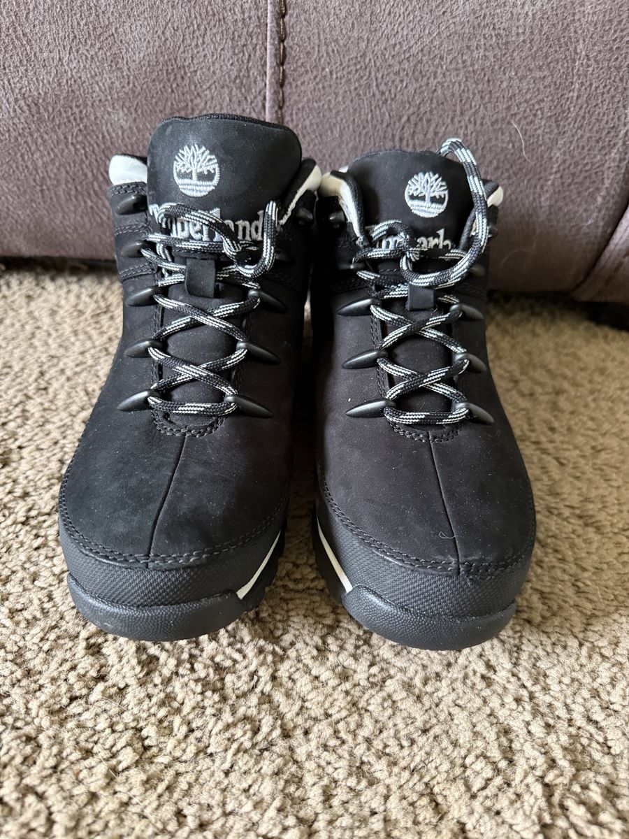 Women’s Timberland Boots 7.5