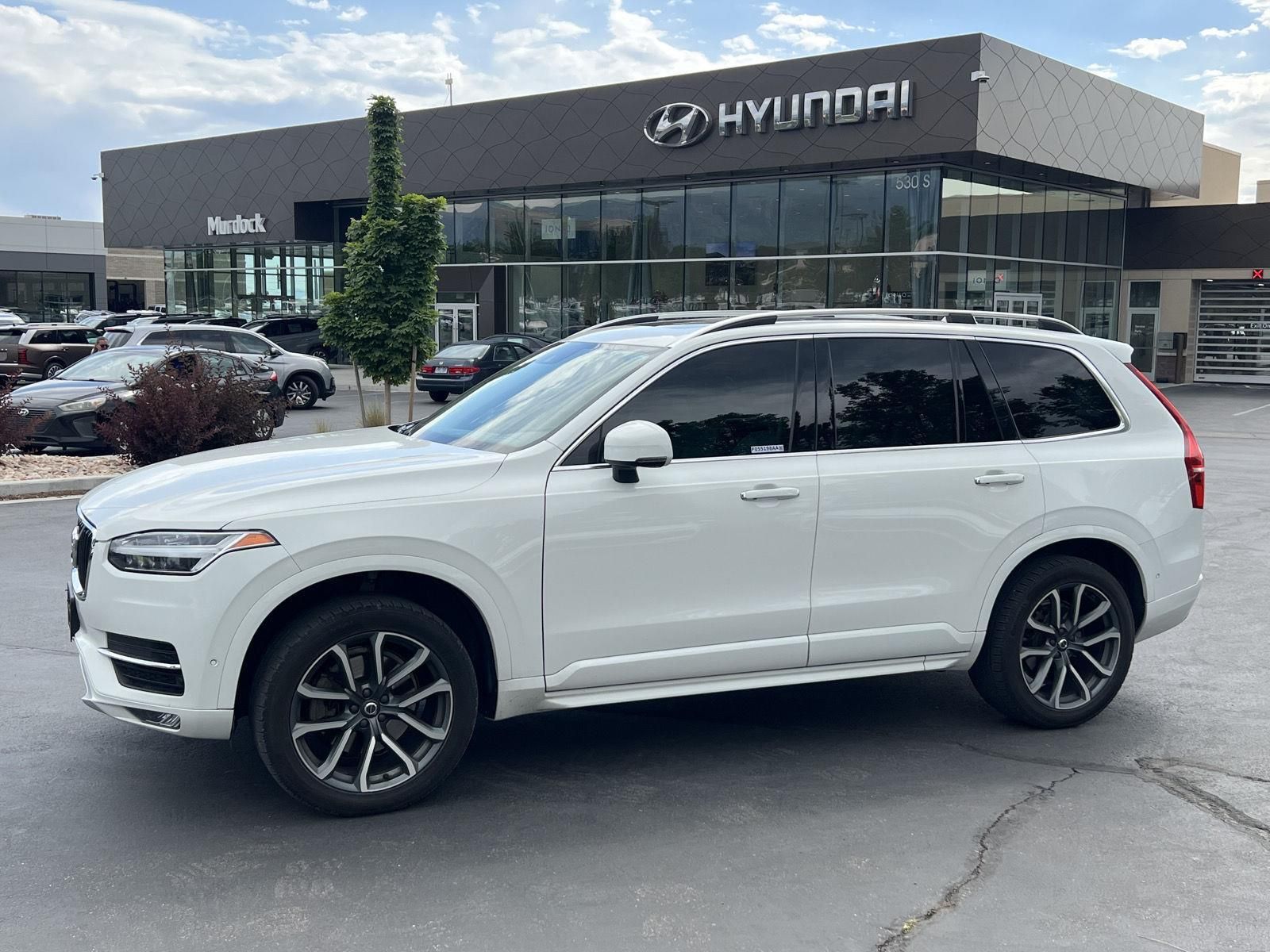 2018 Volvo XC90 T5 Momentum 7-Passenger