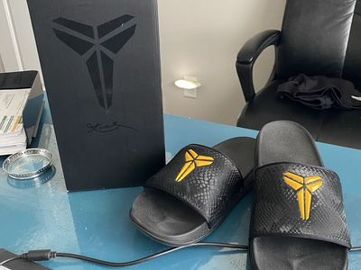 Men's Nike - Kobe Offcourt Slides Size 11