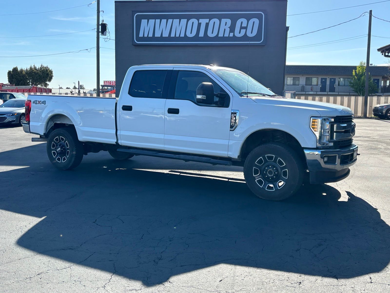 2017 Ford F-350 Super Duty XLT