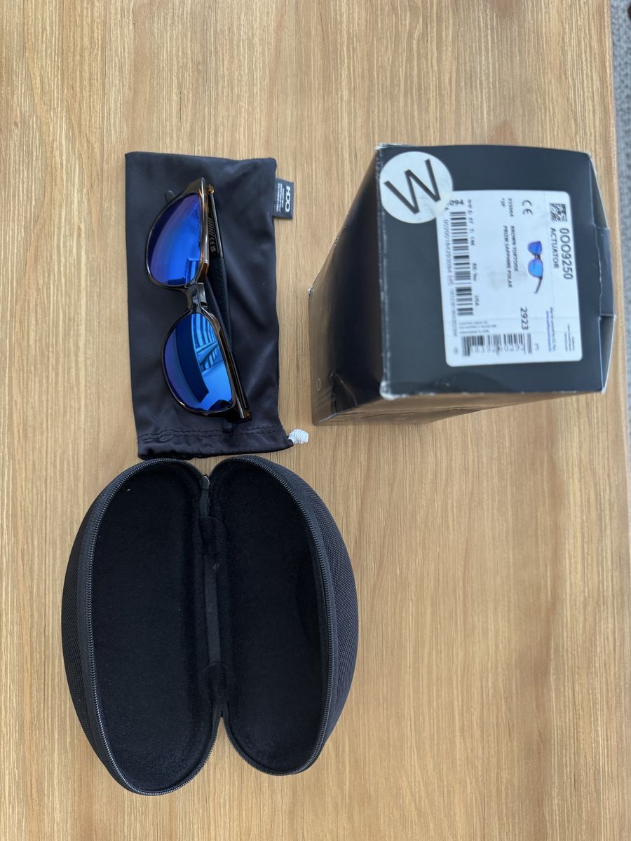 NIB Oakley Actuator Sunglasses