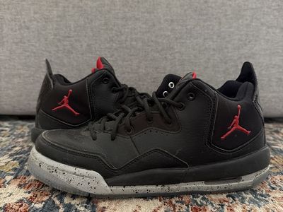 Nike Air Jordan Courtside 23 Black Red Speckled Sneakers Youth Size 6Y (AR1002-023)
