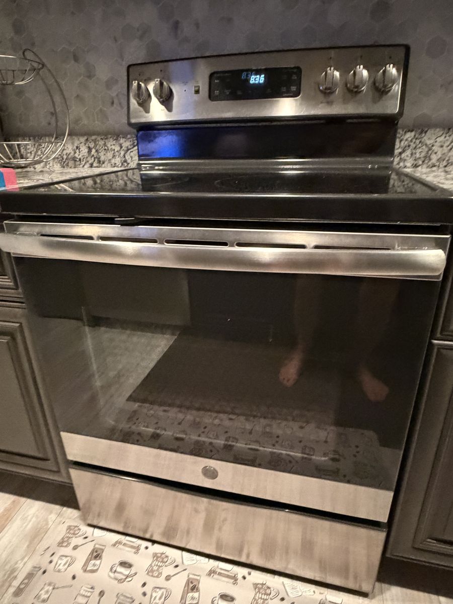 Electric Free-standing, Slide in range