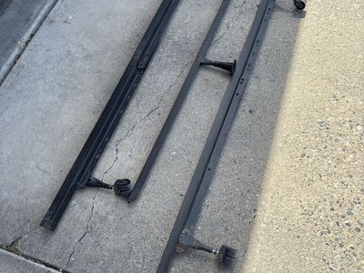 Metal queen bed frame
