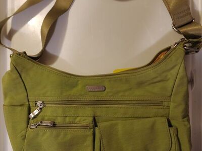 Baggallini Everywhere Bag