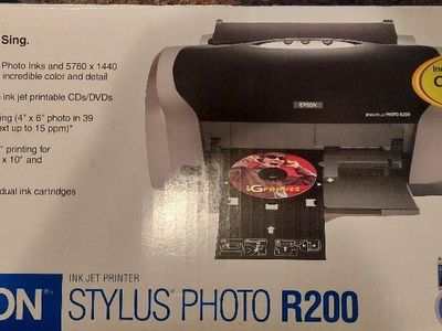 New Epson Stylus Photo R200 Ink Jet Printer