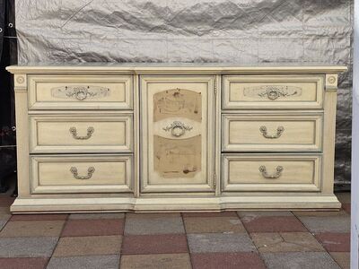 9 Drawer Dresser