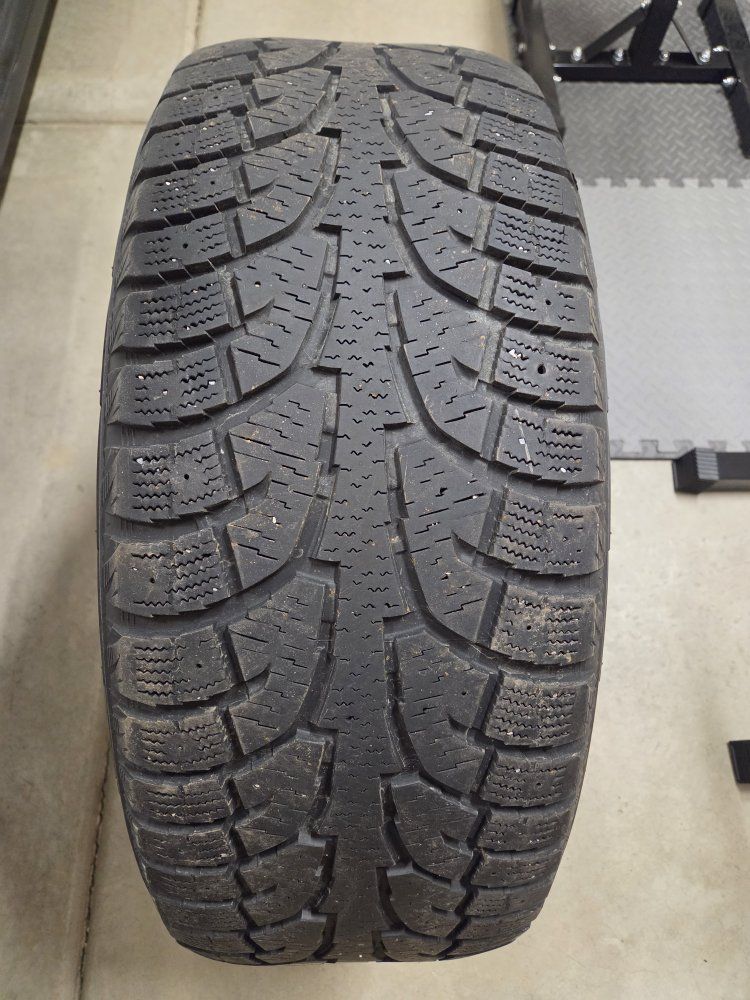 Hankook 275/55 R20 set of 4