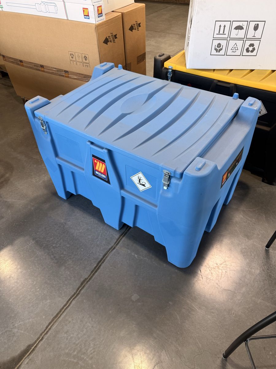 Meclube Adblue Tank 440L 34LPM 12v Automatic Nozzl