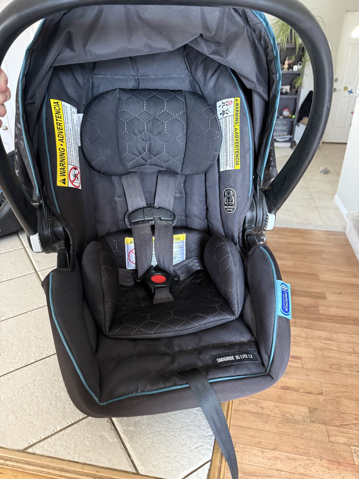 Infant car seat