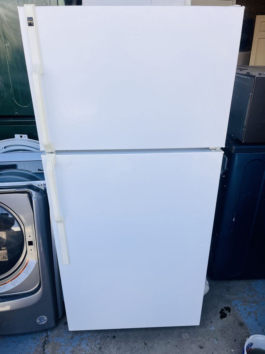 Smaller top bottom fridge