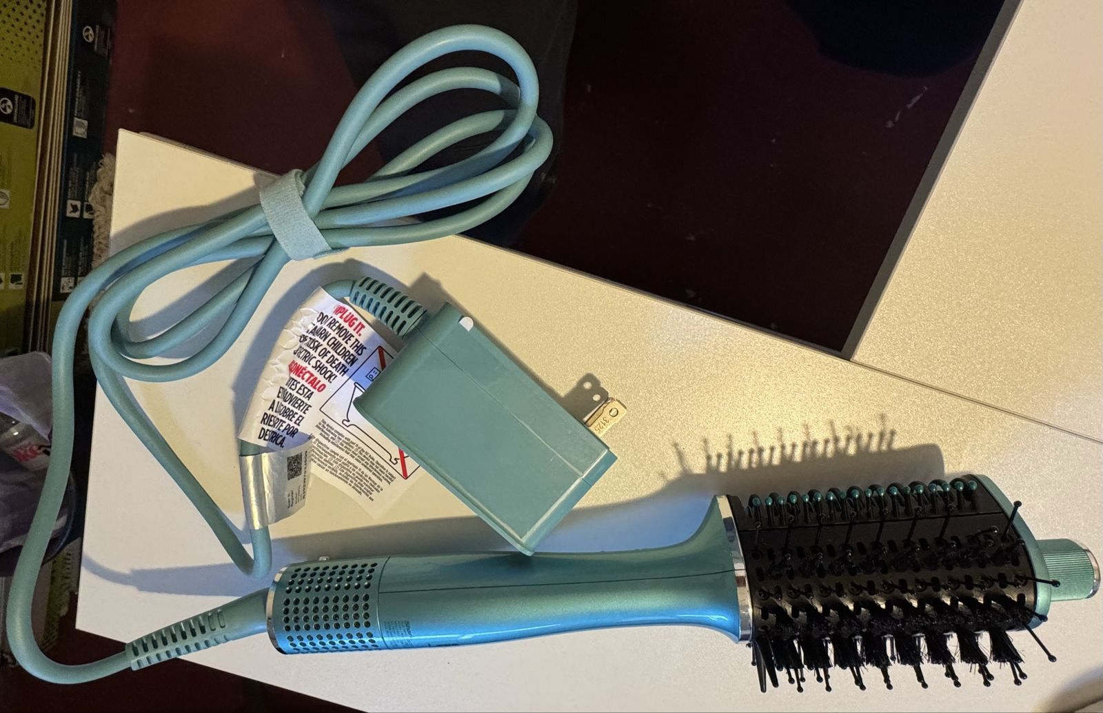 Shark glossing 2-1 hot tool and hair styler