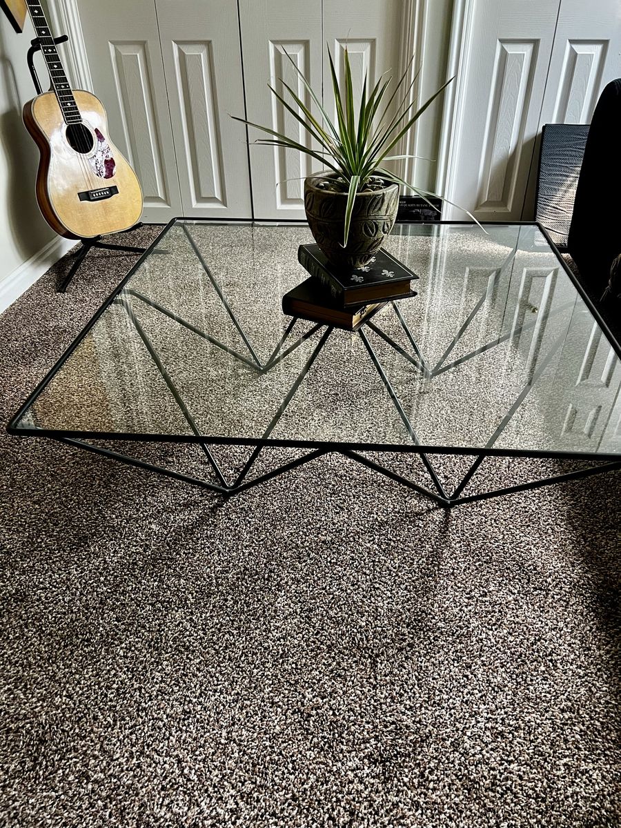 Glass and black metal coffee table!