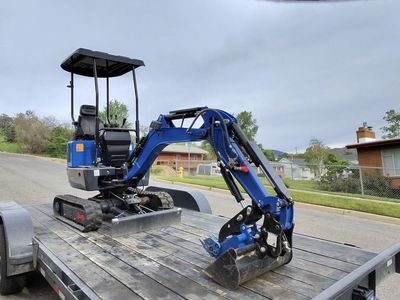 Diesel Mini Excavator – Rippa R10 ECO | Pivot Boom | Expandable Tracks | 7’ Dig Depth