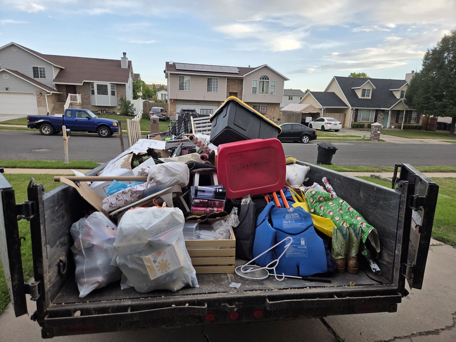 Tons of Stuff - Moving out of House