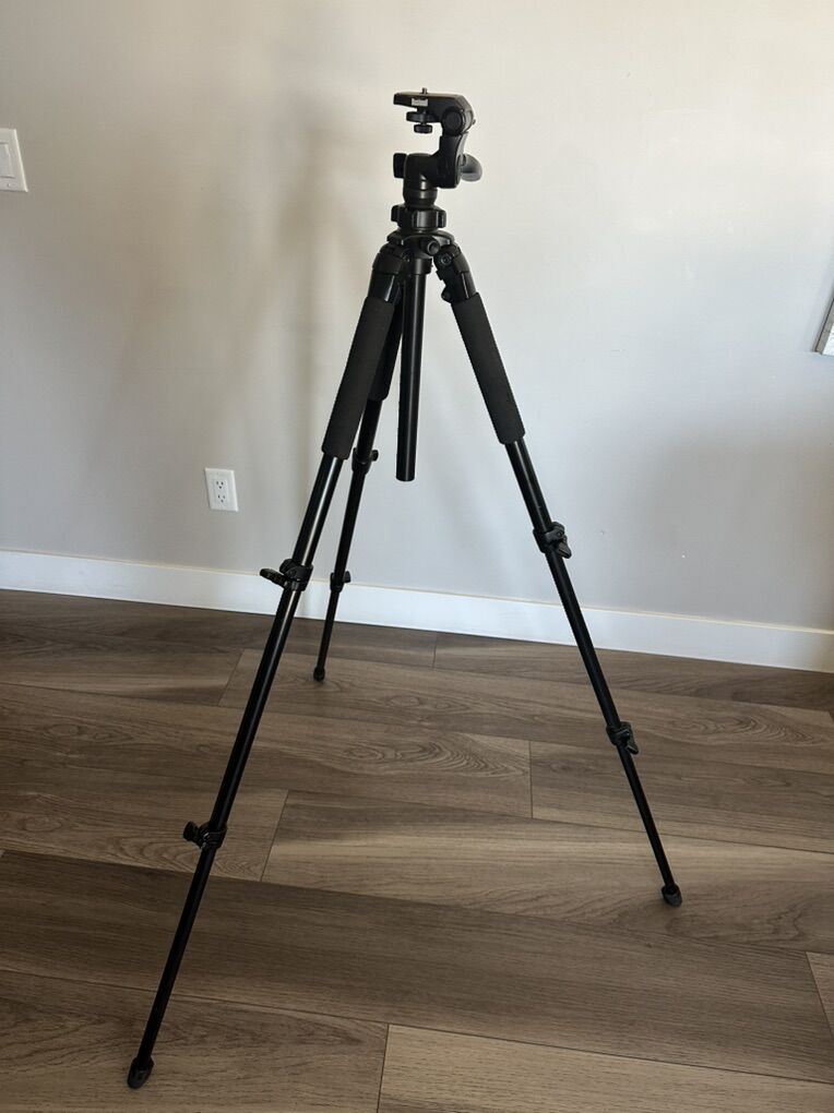 Bushnell Advanced aluminum Tripod