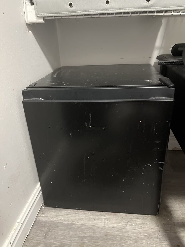 Mini Fridge