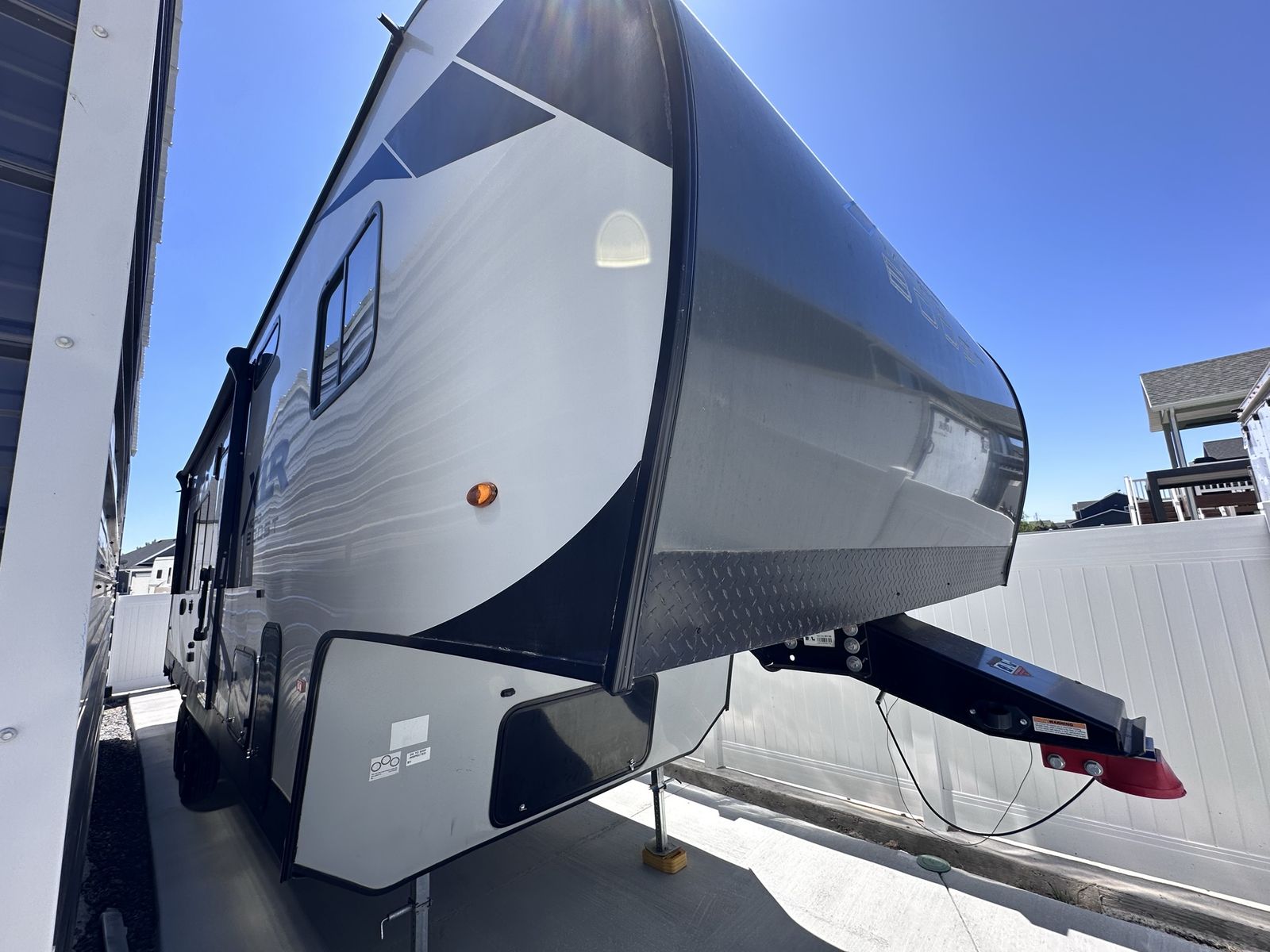Forest River XLR Microboost 335LRLE Fifth Wheel Toy Hauler - Excellent Condition, Bunkhouse