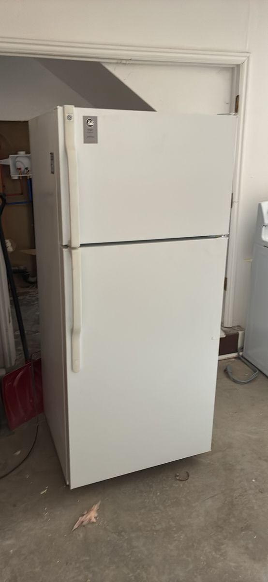 General Electric Refrigerator
