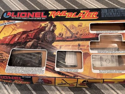 Vintage Lionel Rail Blazer O27 Electric Train Set – Complete in Original Box