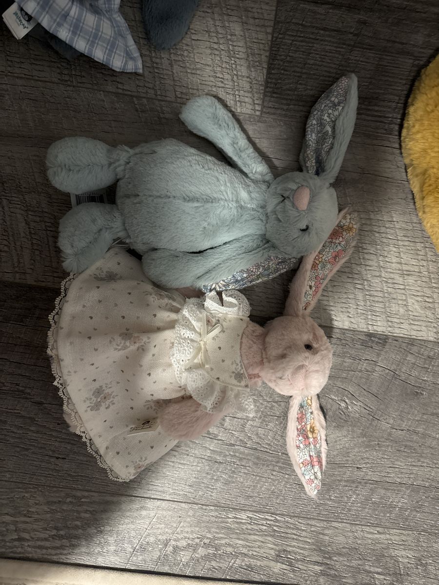 New with tag small Jellycat blossom bunnies