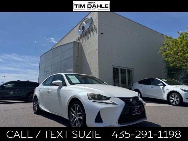 2020 Lexus IS Base
