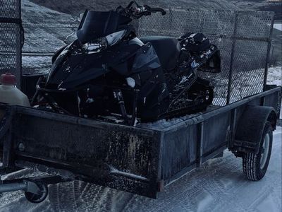 2016 M8000