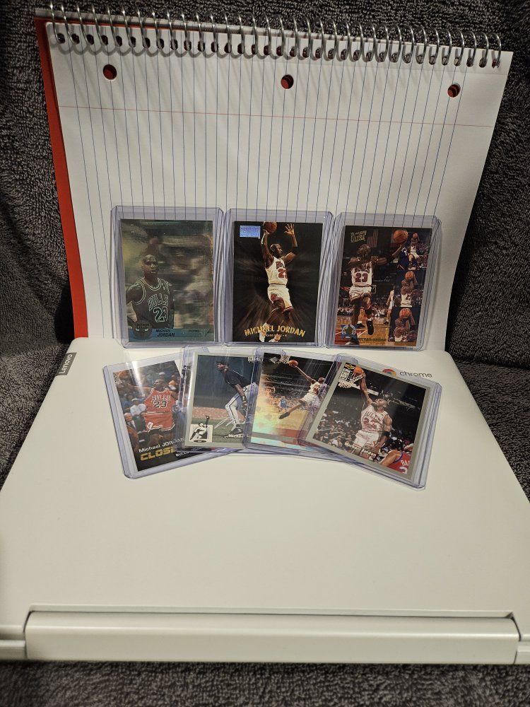 Michael Jordan Lot (26 Cards)